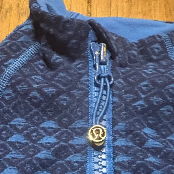 Lululemon Vintage Define Jacket Women’s Blue Patterned - Picture 6 of 9